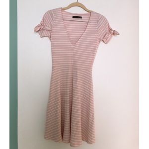 Abercrombie and Fitch V Neck Tie Detail Light Pink Striped Skater Dress Size XS